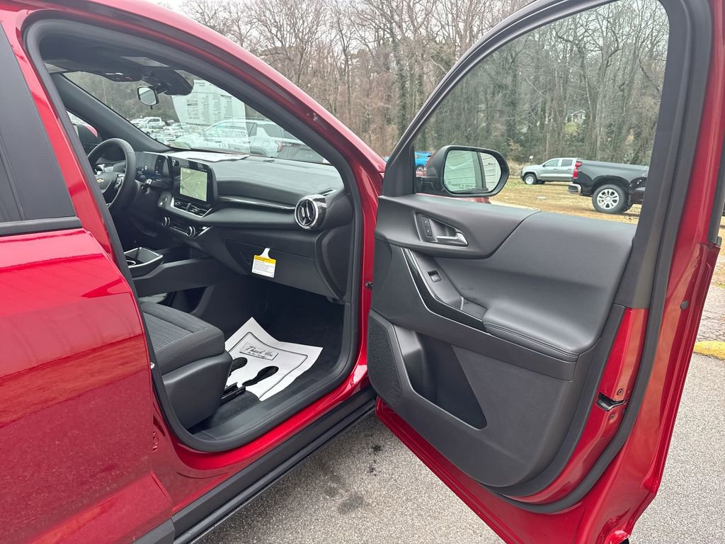 New 2026 Chevrolet Equinox LT image 30