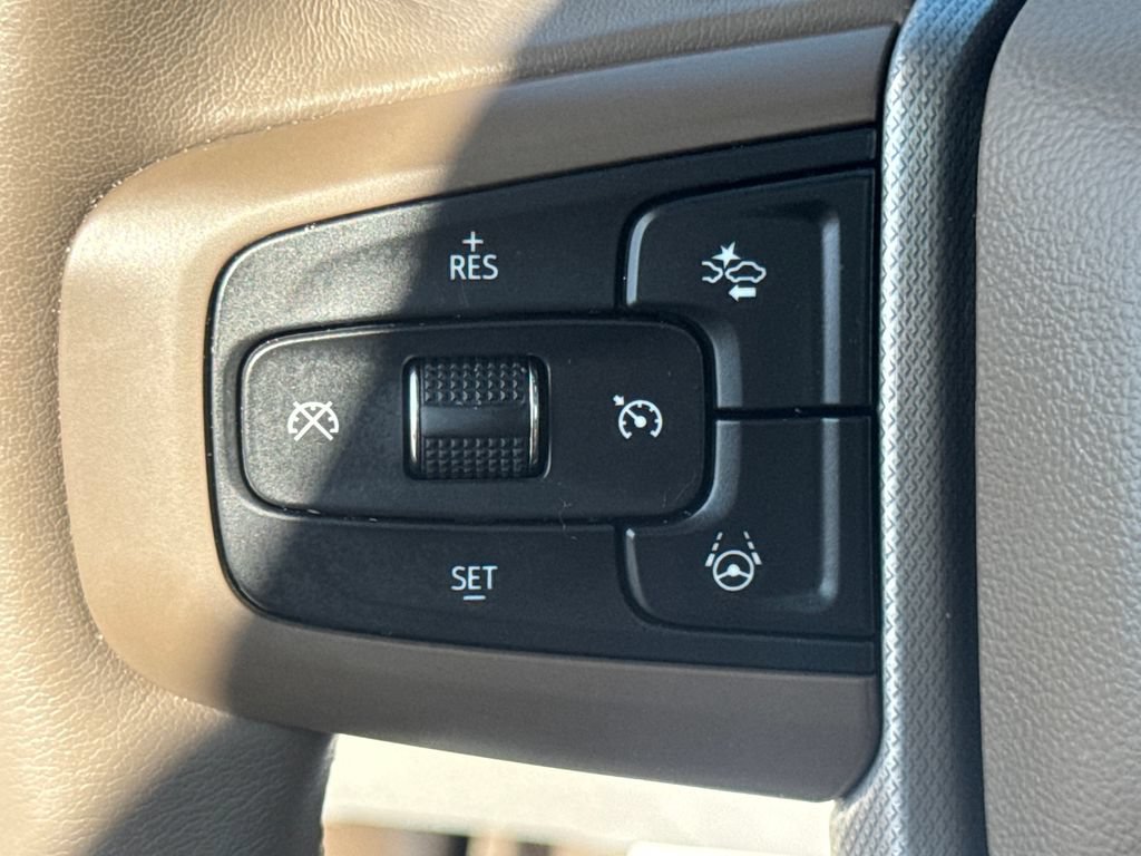 Used 2024 GMC Yukon XL Denali w/ Advanced Technology Package AWD/4WD image 37