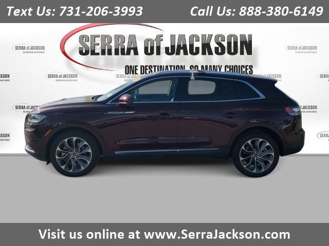 Used 2022 Lincoln Nautilus Reserve AWD/4WD image 1