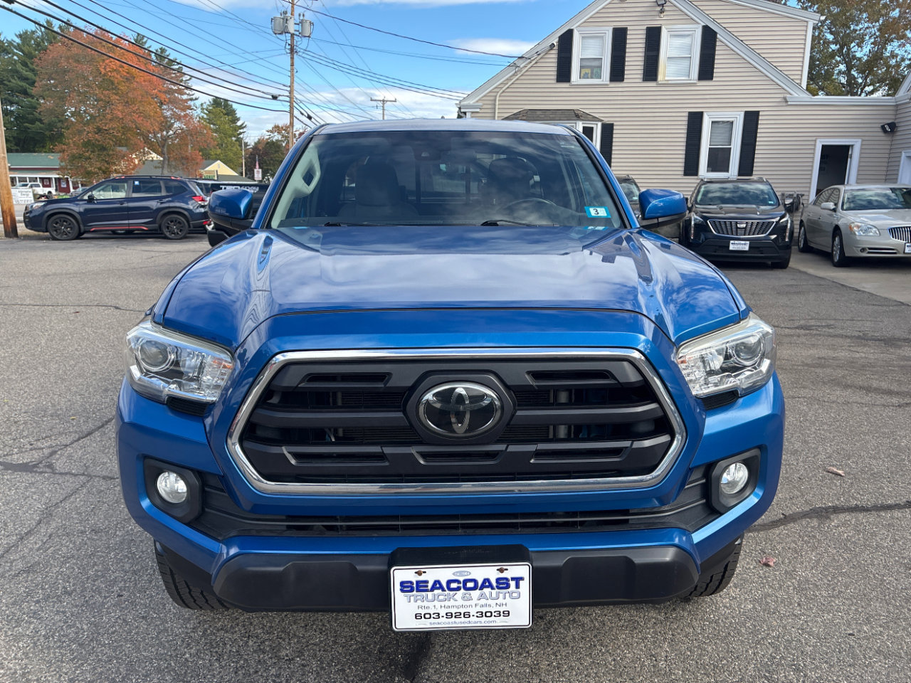 Used 2018 Toyota Tacoma SR5 image 8