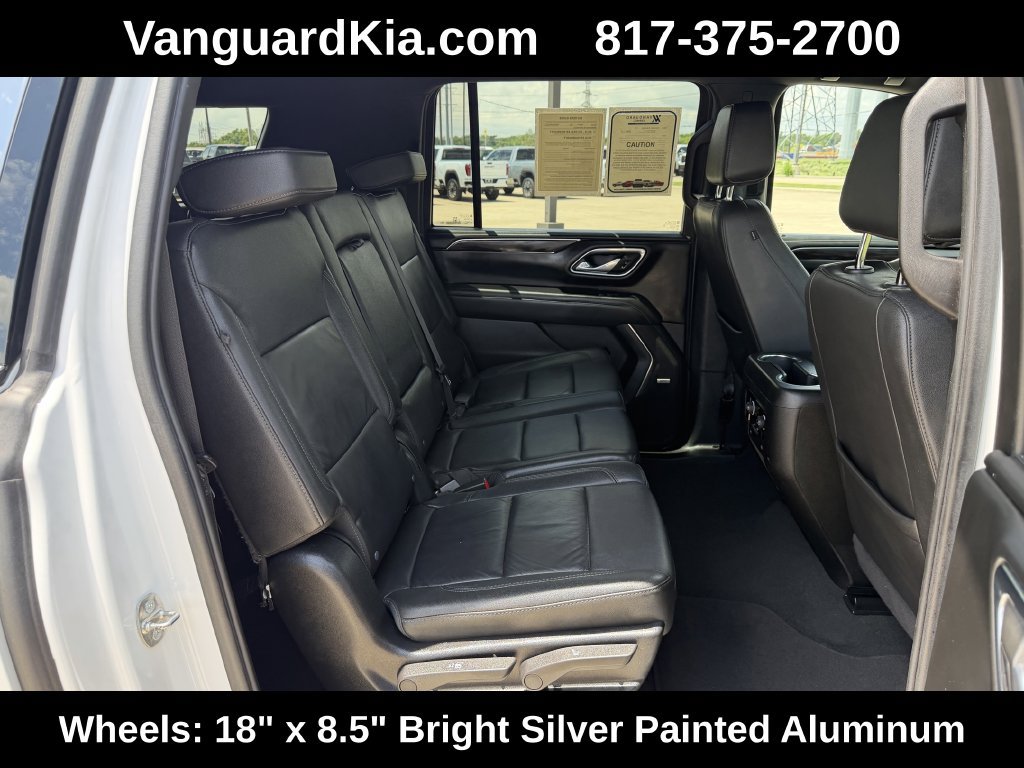 Used 2024 Chevrolet Suburban LT AWD/4WD image 34