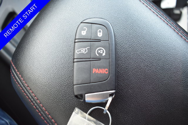 Used 2025 Dodge Durango GT AWD/4WD image 7
