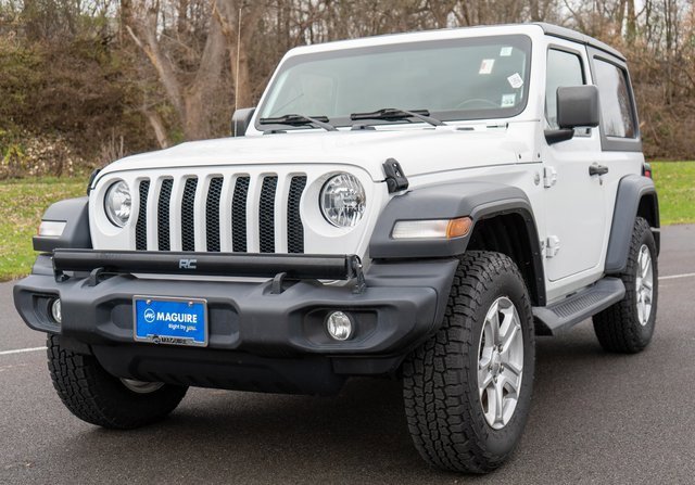 Used 2020 Jeep Wrangler Sport image 2