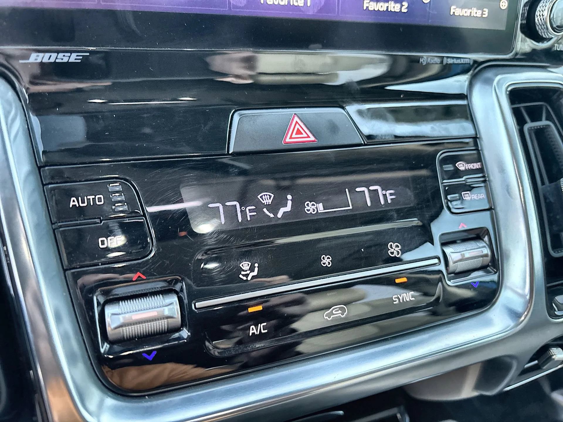 Used 2022 Kia Sorento SX image 17