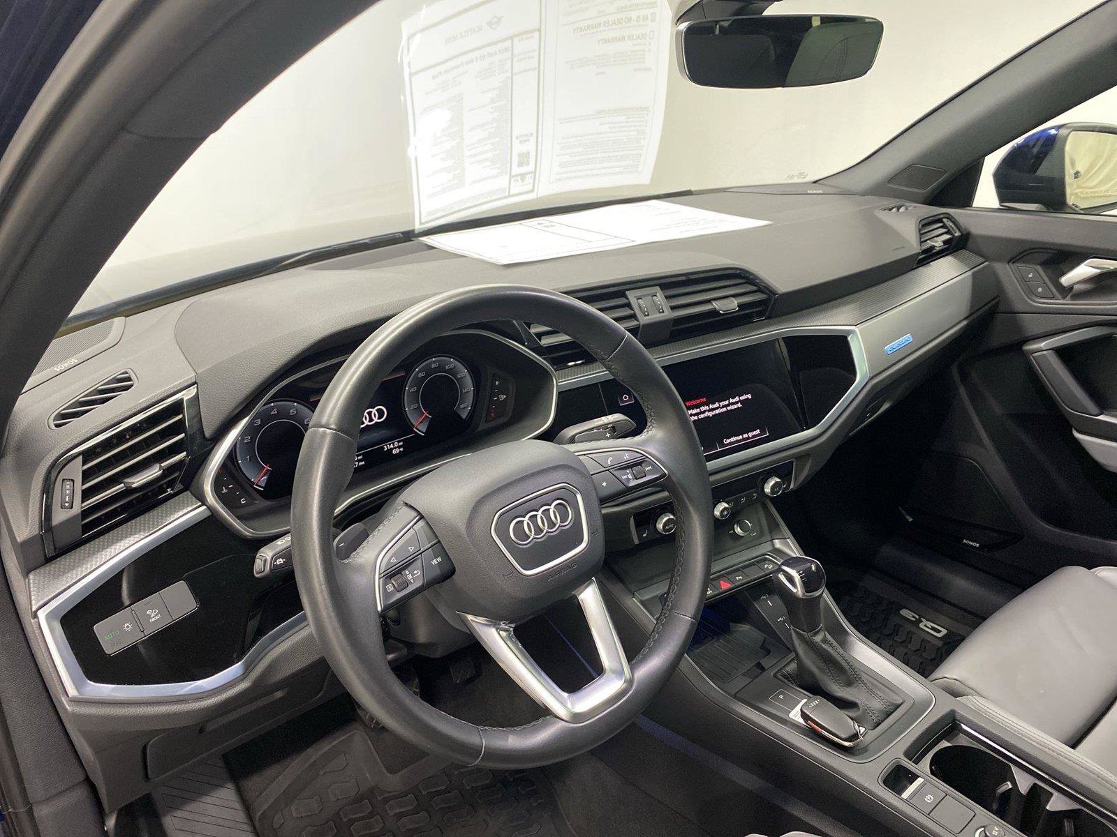 Used 2022 Audi Q3 2.0T Premium Plus AWD/4WD image 31