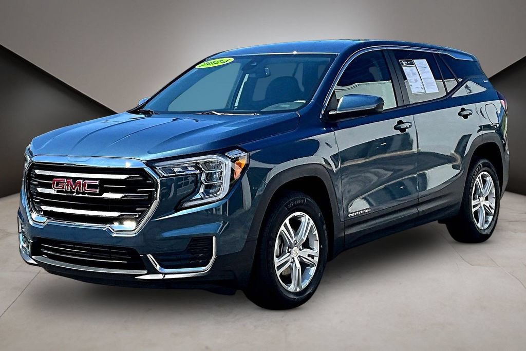 Used 2024 GMC Terrain SLE AWD/4WD image 3