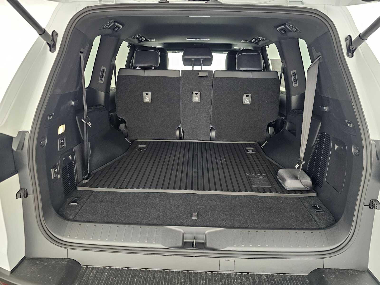 New 2026 Lexus LX 600 F Sport image 14