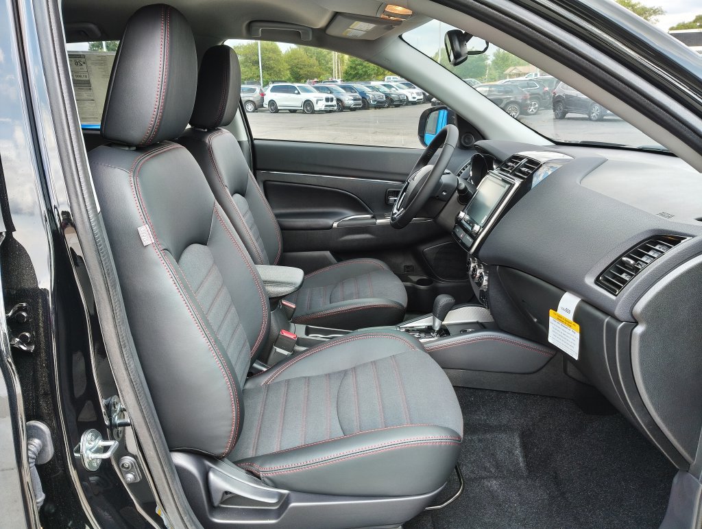 New 2026 Mitsubishi Outlander Sport SE AWD/4WD image 10