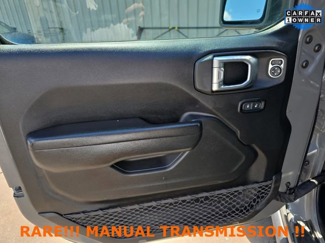 Used 2021 Jeep Gladiator Rubicon w/ Cold Weather Group image 10