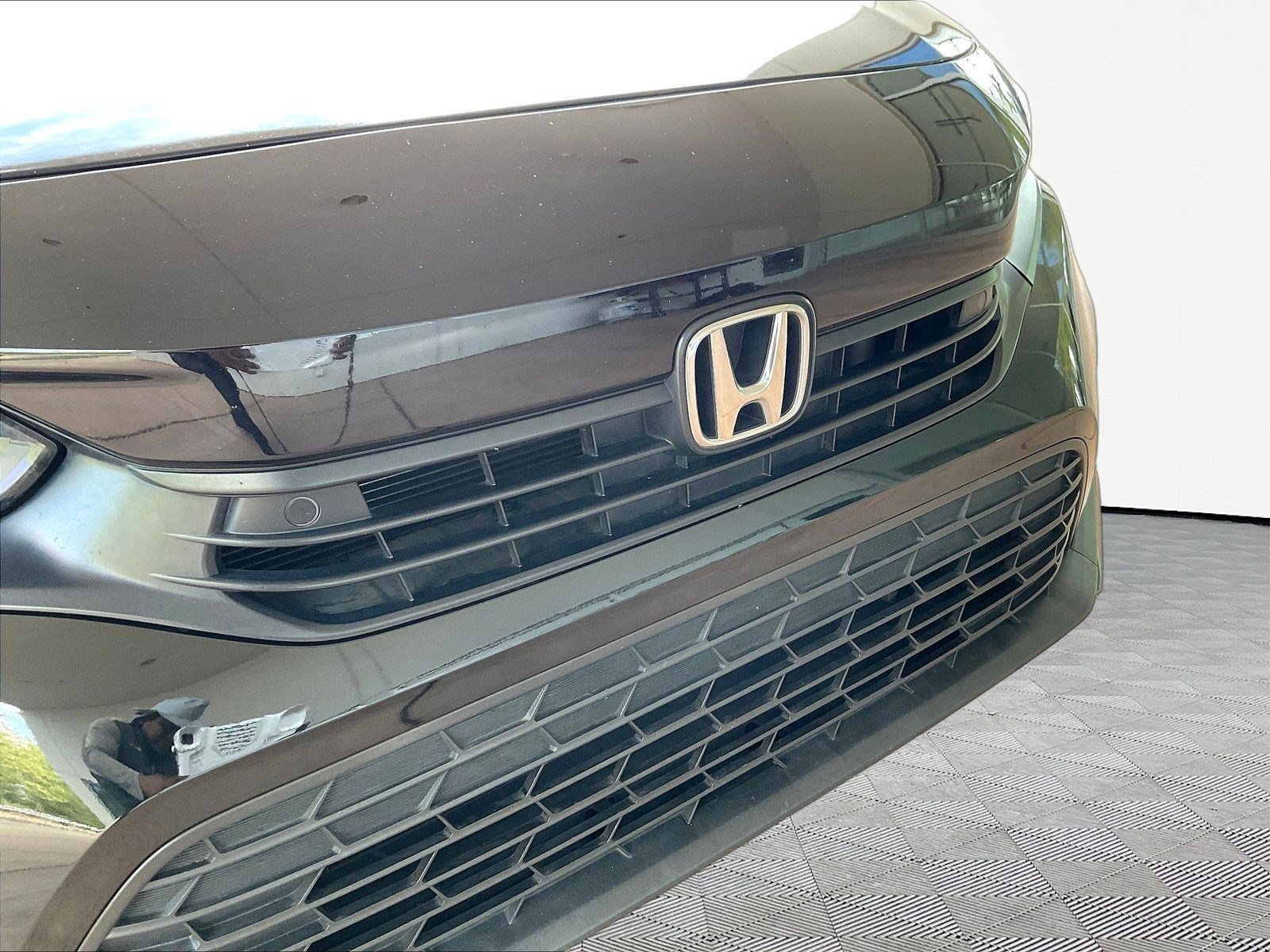 Used 2023 Honda Civic Touring image 30