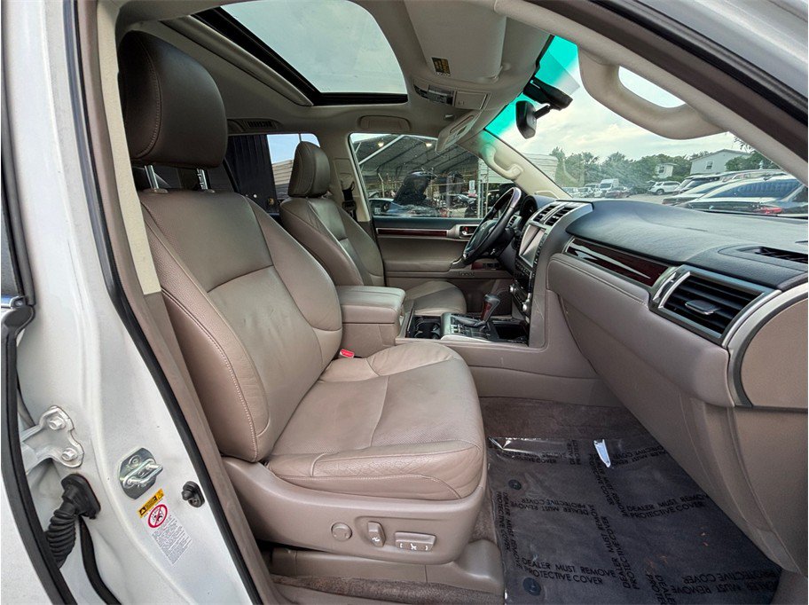 Used 2018 Lexus GX 460 Premium w/ Premium Package AWD/4WD image 43