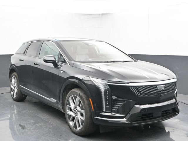 New 2025 Cadillac Optiq Luxury 1 w/ LPO, Floor Liner Package image 2