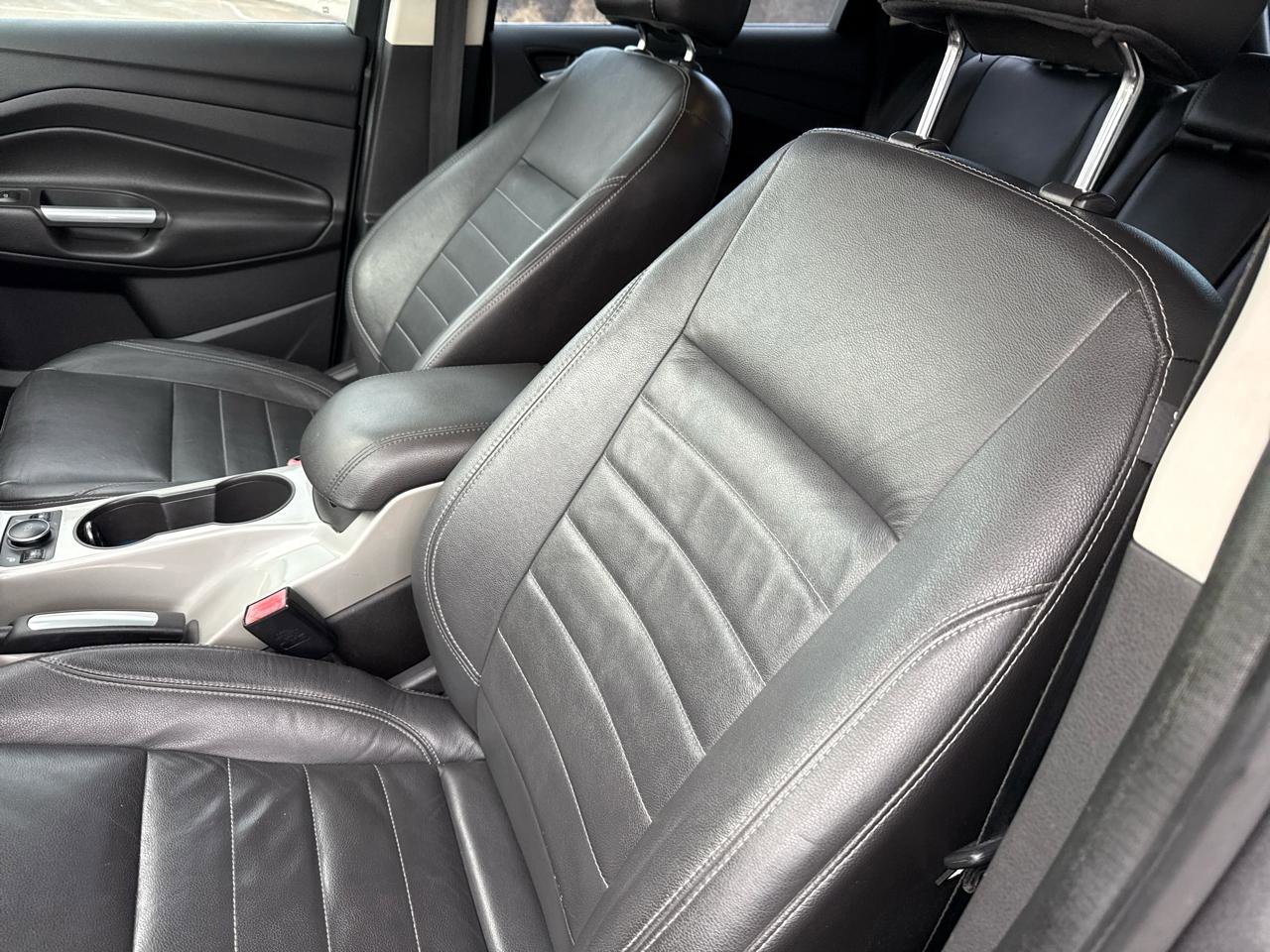 Used 2013 Ford C-MAX Energi SEL image 11