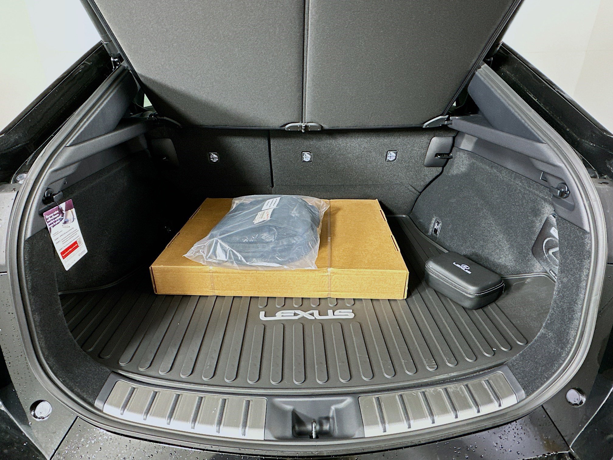 New 2026 Lexus RZ 450e AWD image 29