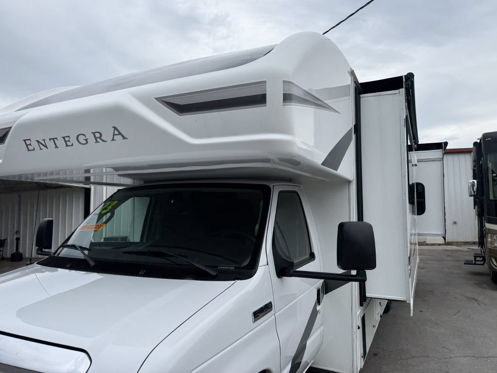 Used 2023 Ford E-450 and Econoline 450 Super Duty w/ Motorhome Prep Package RWD image 23
