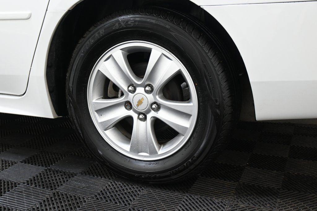 Used 2014 Chevrolet Impala Limited LS image 28