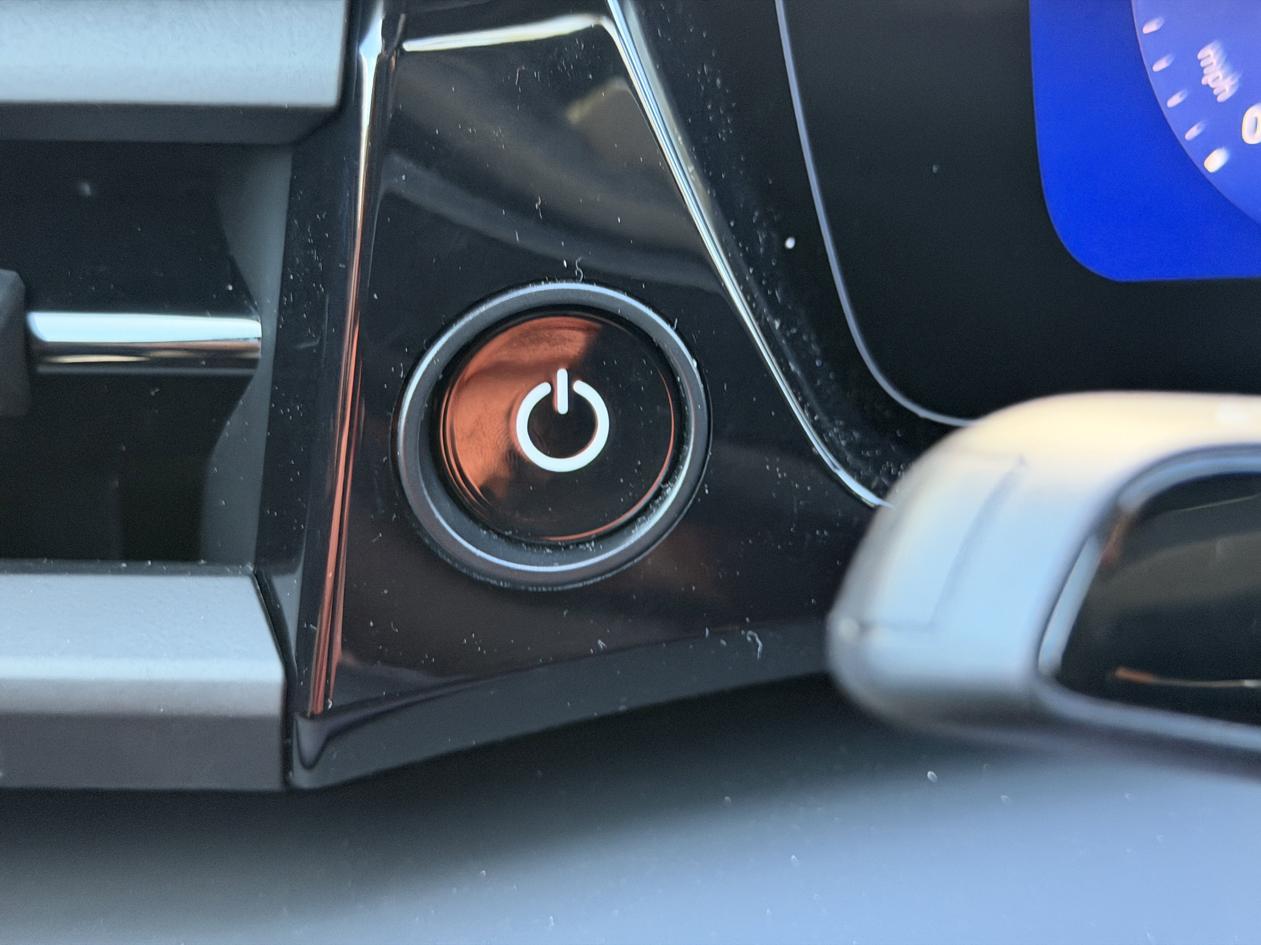 New 2026 Porsche Macan Electric image 29