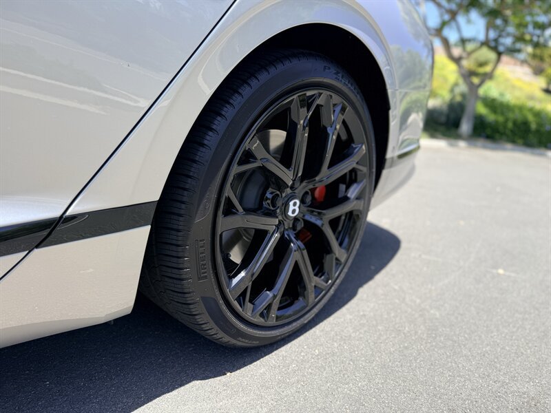 Used 2023 Bentley Flying Spur S V8 AWD/4WD image 15
