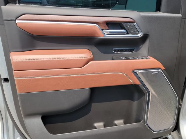 Used 2025 GMC Sierra 1500 Denali Ultimate AWD/4WD image 7