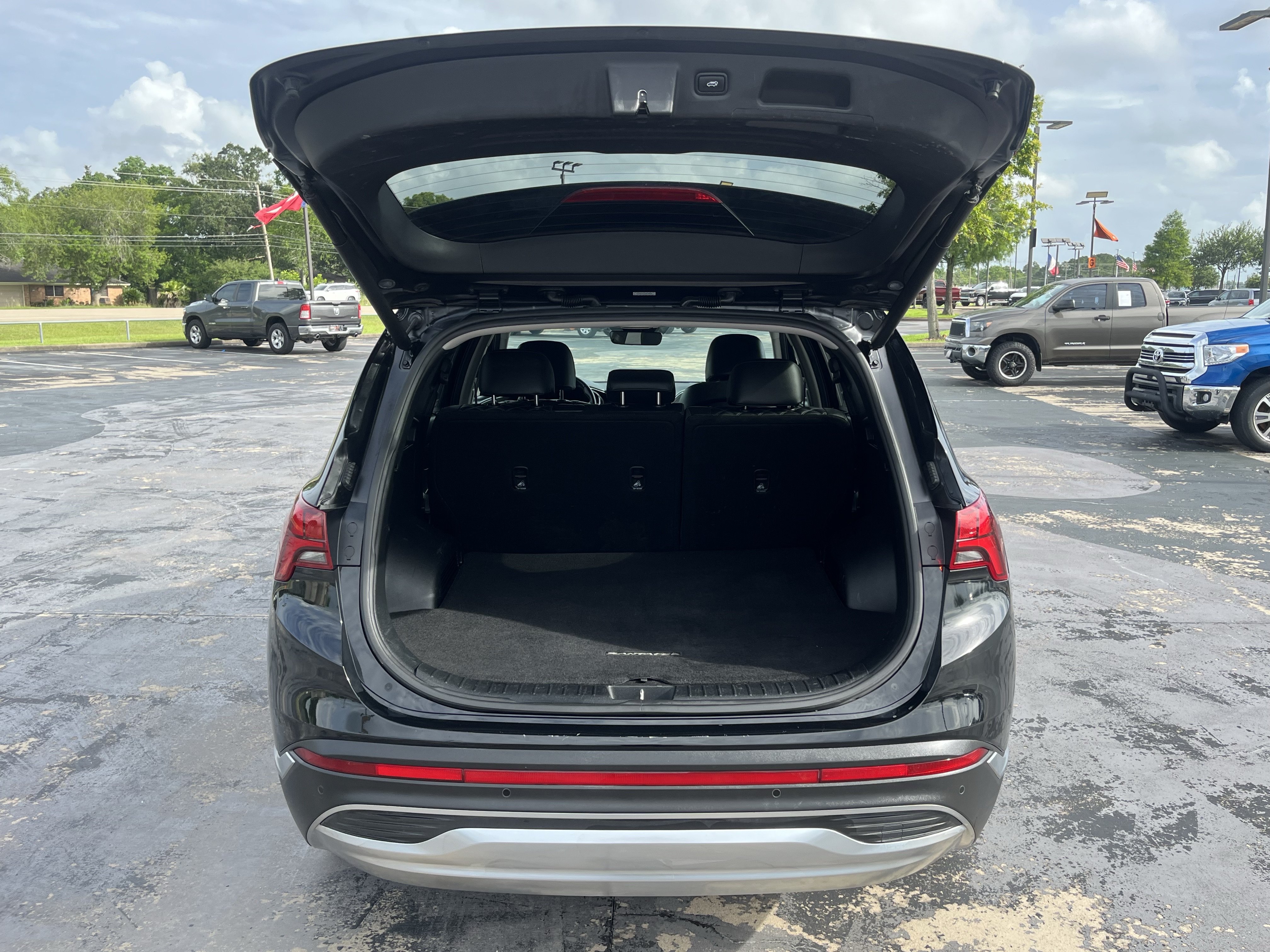 Used 2022 Hyundai Santa Fe SEL Premium AWD/4WD image 11