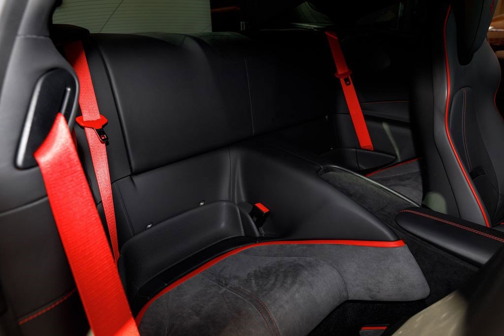 Used 2022 Ferrari Roma RWD image 52