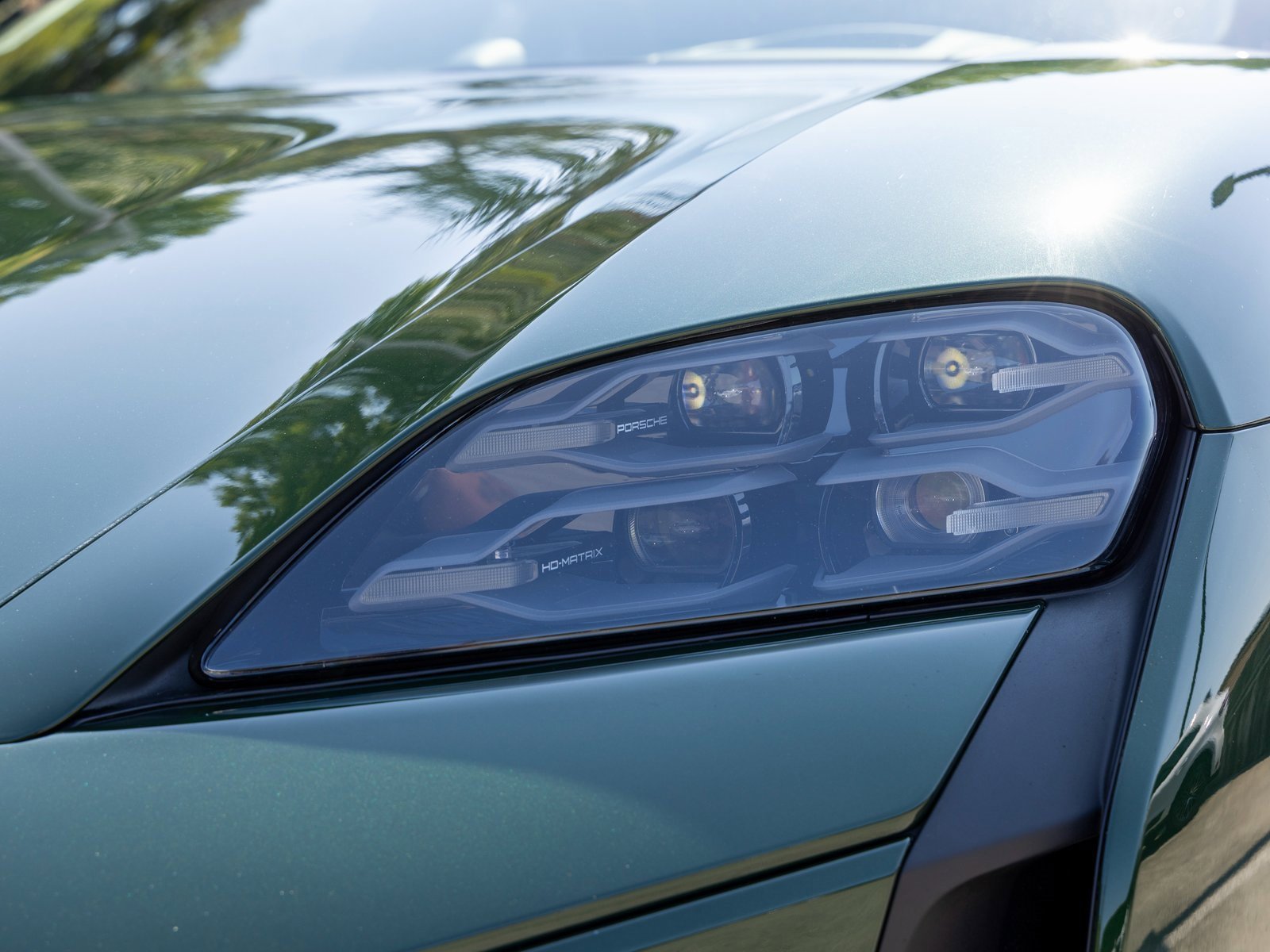 Certified 2025 Porsche Taycan Turbo S image 18