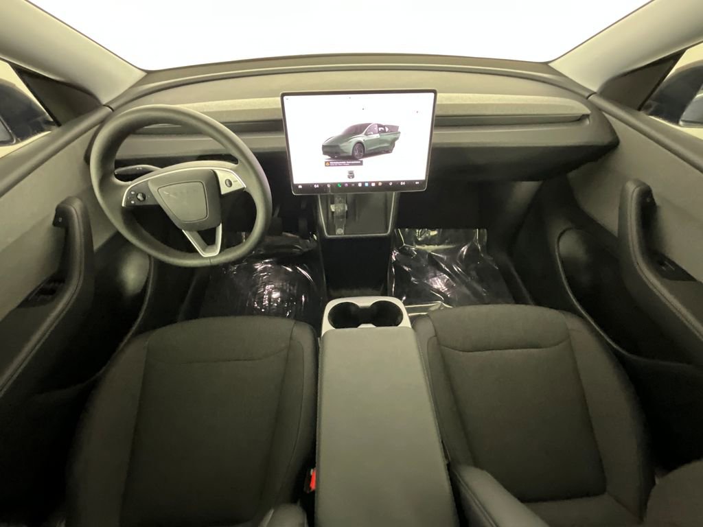 Used 2026 Tesla Model Y Long Range RWD image 10