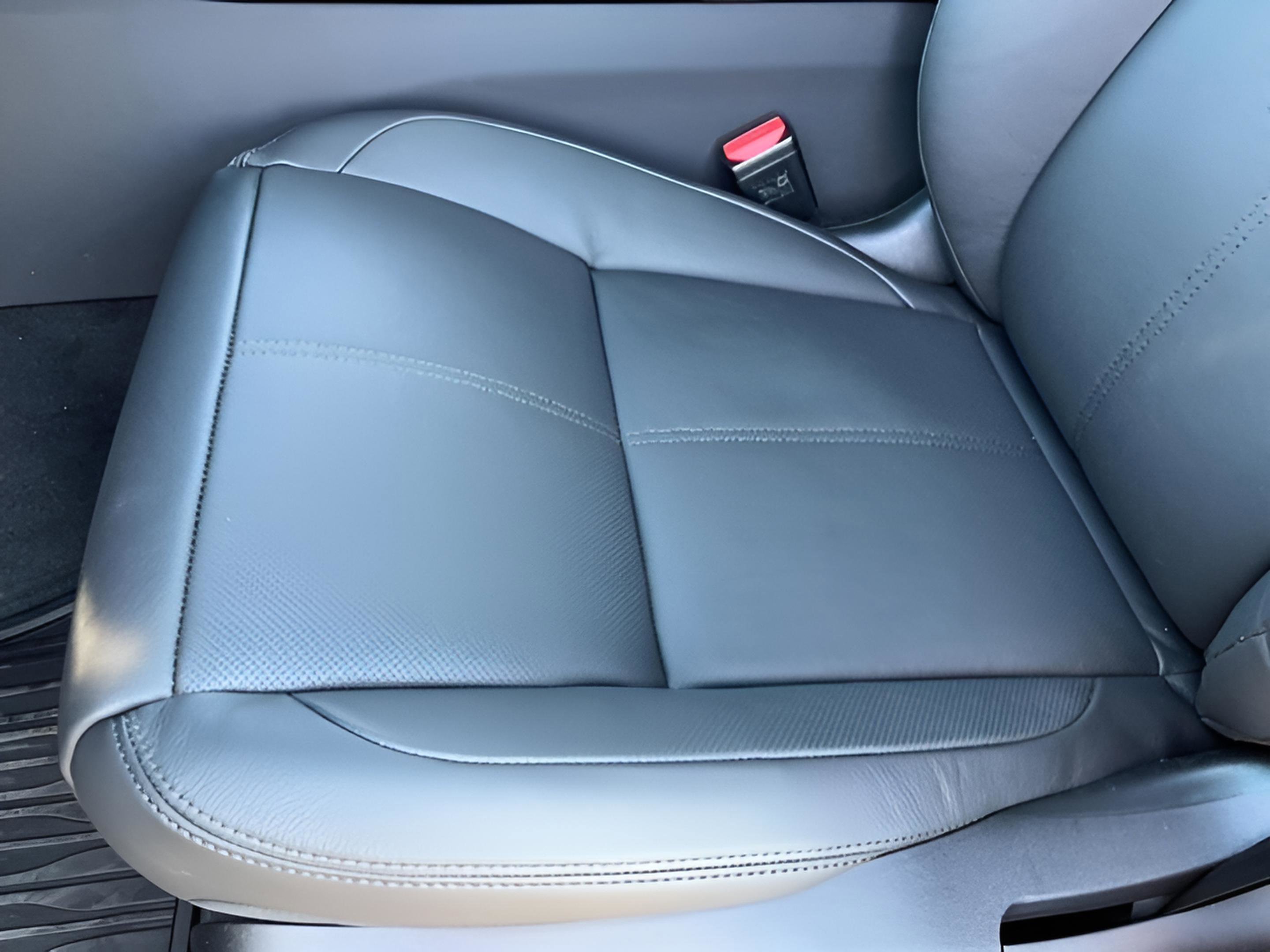 Certified 2026 Land Rover Range Rover Velar S image 34