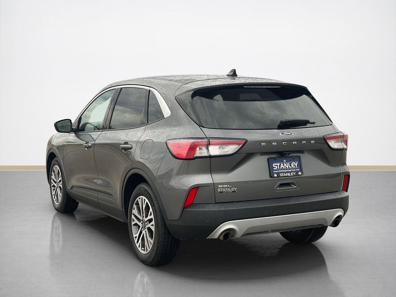 Used 2022 Ford Escape SEL image 5