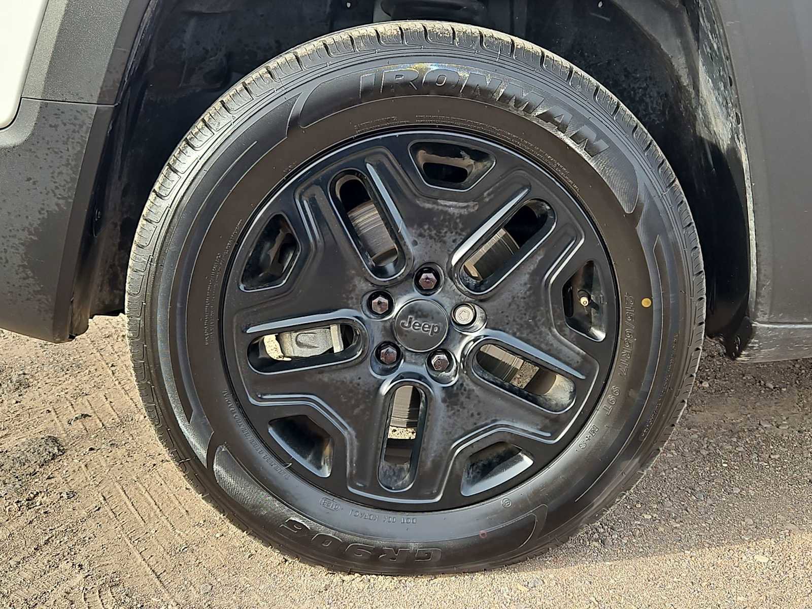 Used 2018 Jeep Renegade Trailhawk w/ Cold Weather Group II image 13