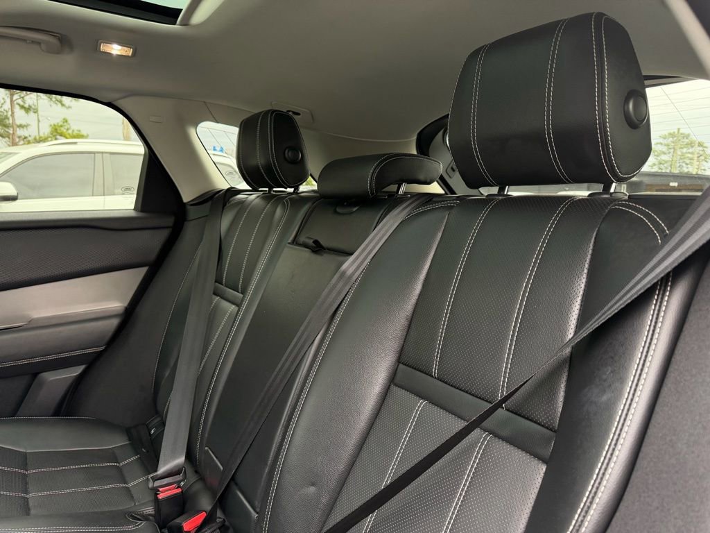 Used 2018 Land Rover Range Rover Velar S image 23