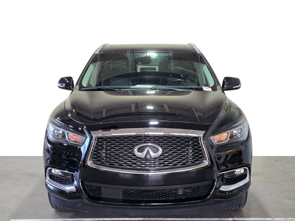 Used 2019 INFINITI QX60 Luxe w/ Essential Package image 2