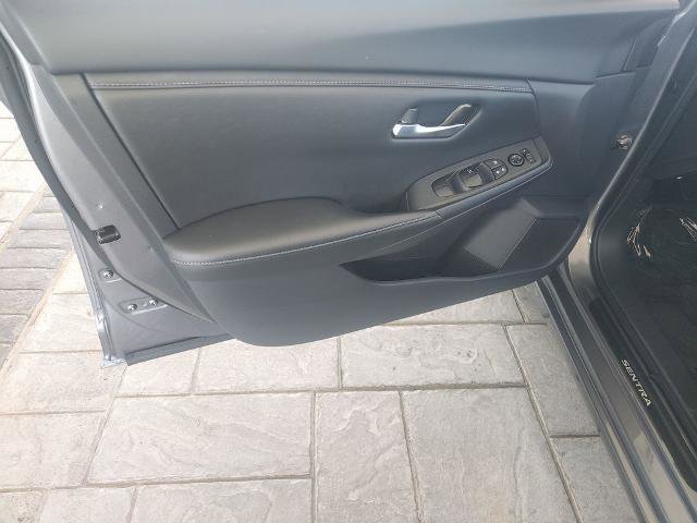 Certified 2025 Nissan Sentra SV image 27