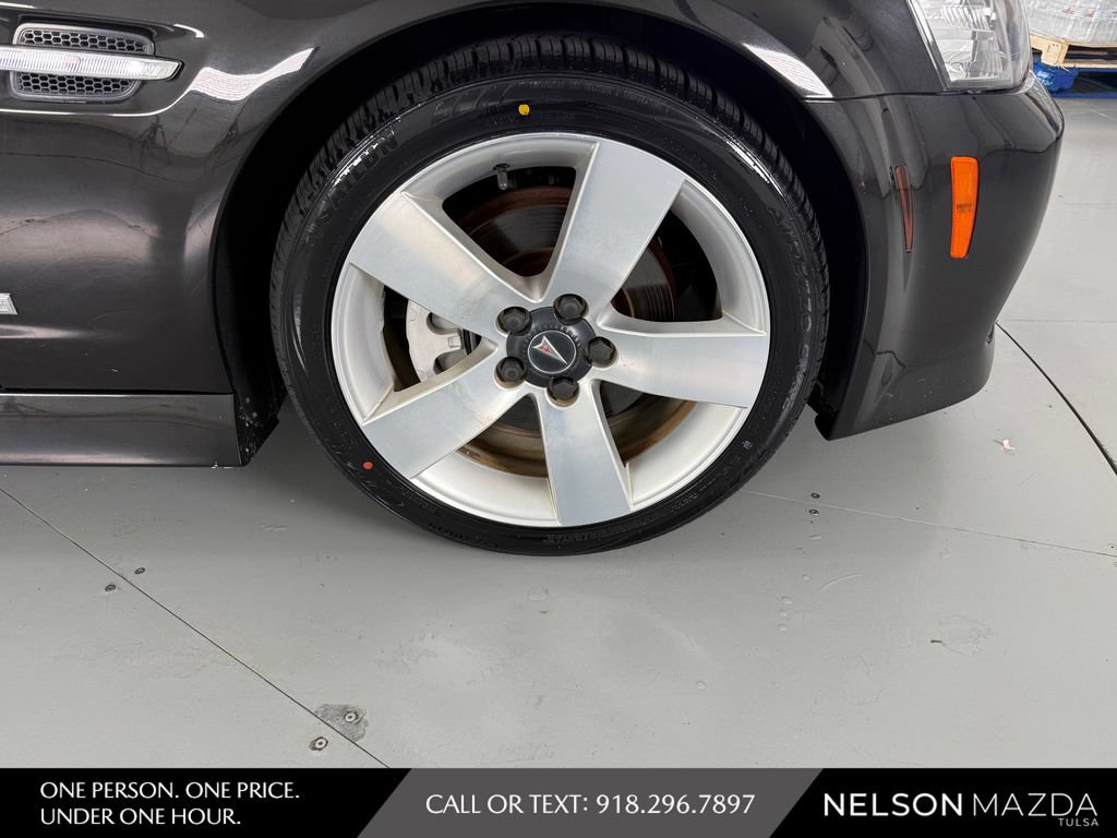 Used 2009 Pontiac G8 GT w/ Premium Package RWD image 14
