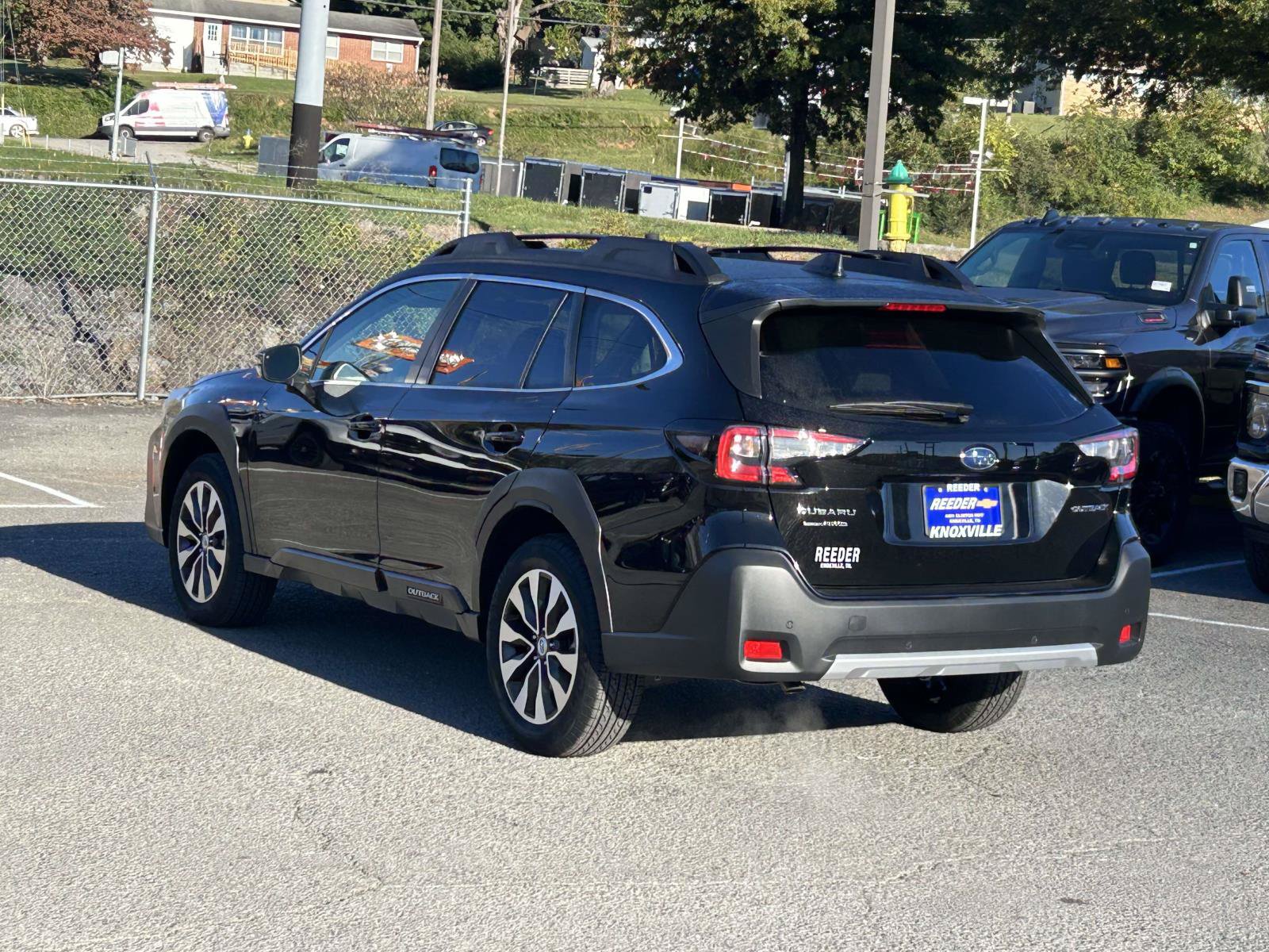 Used 2025 Subaru Outback Limited AWD/4WD image 5