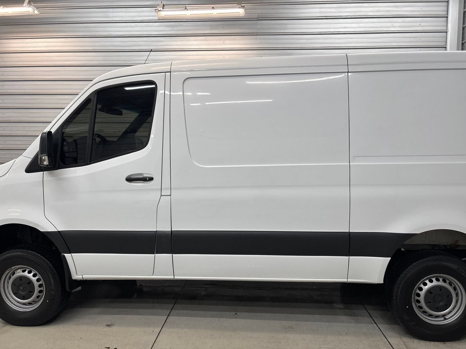Used 2019 Mercedes-Benz Sprinter 4x4 144 image 9