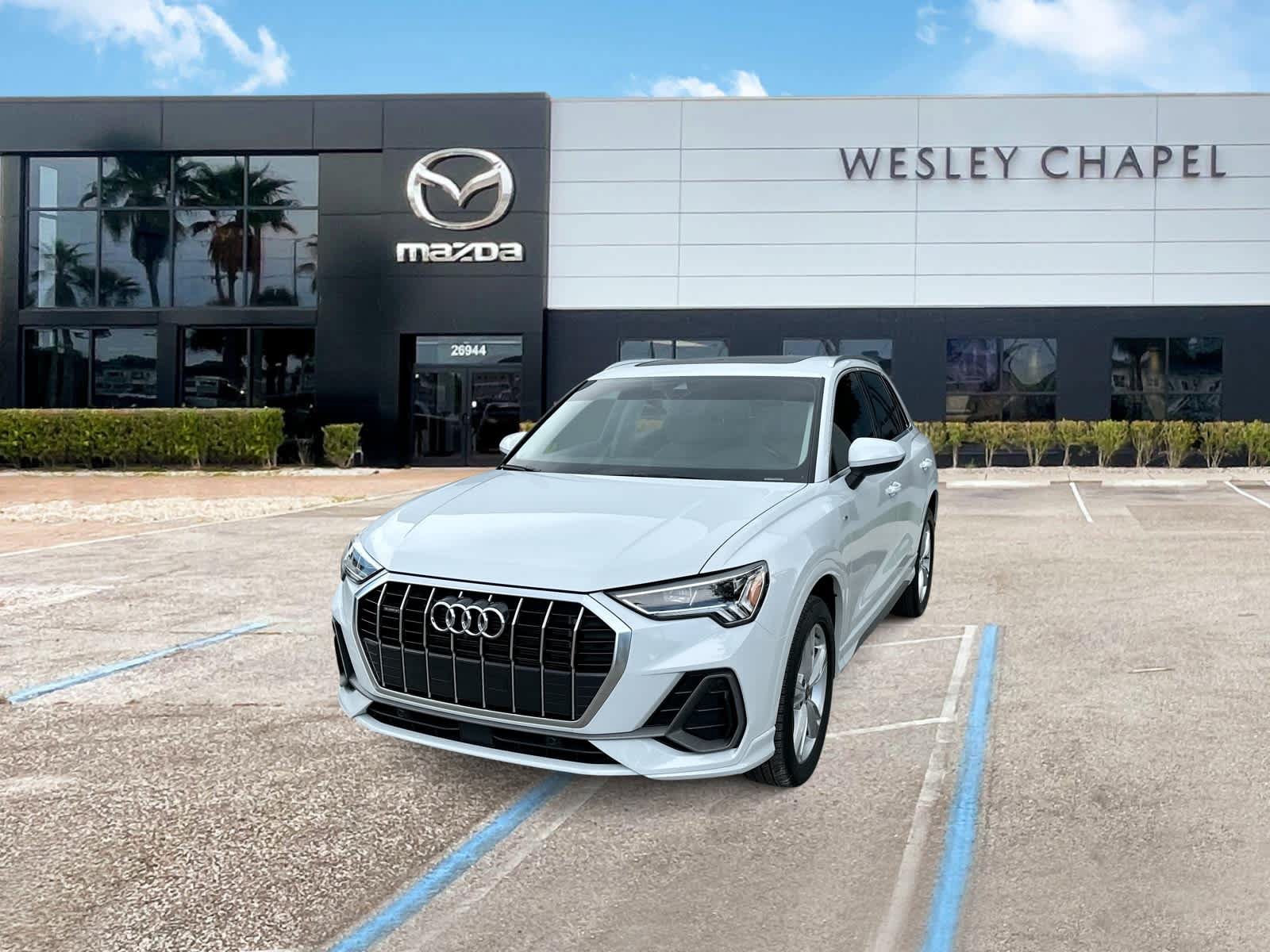 Used 2024 Audi Q3 2.0T Premium Plus AWD/4WD image 1