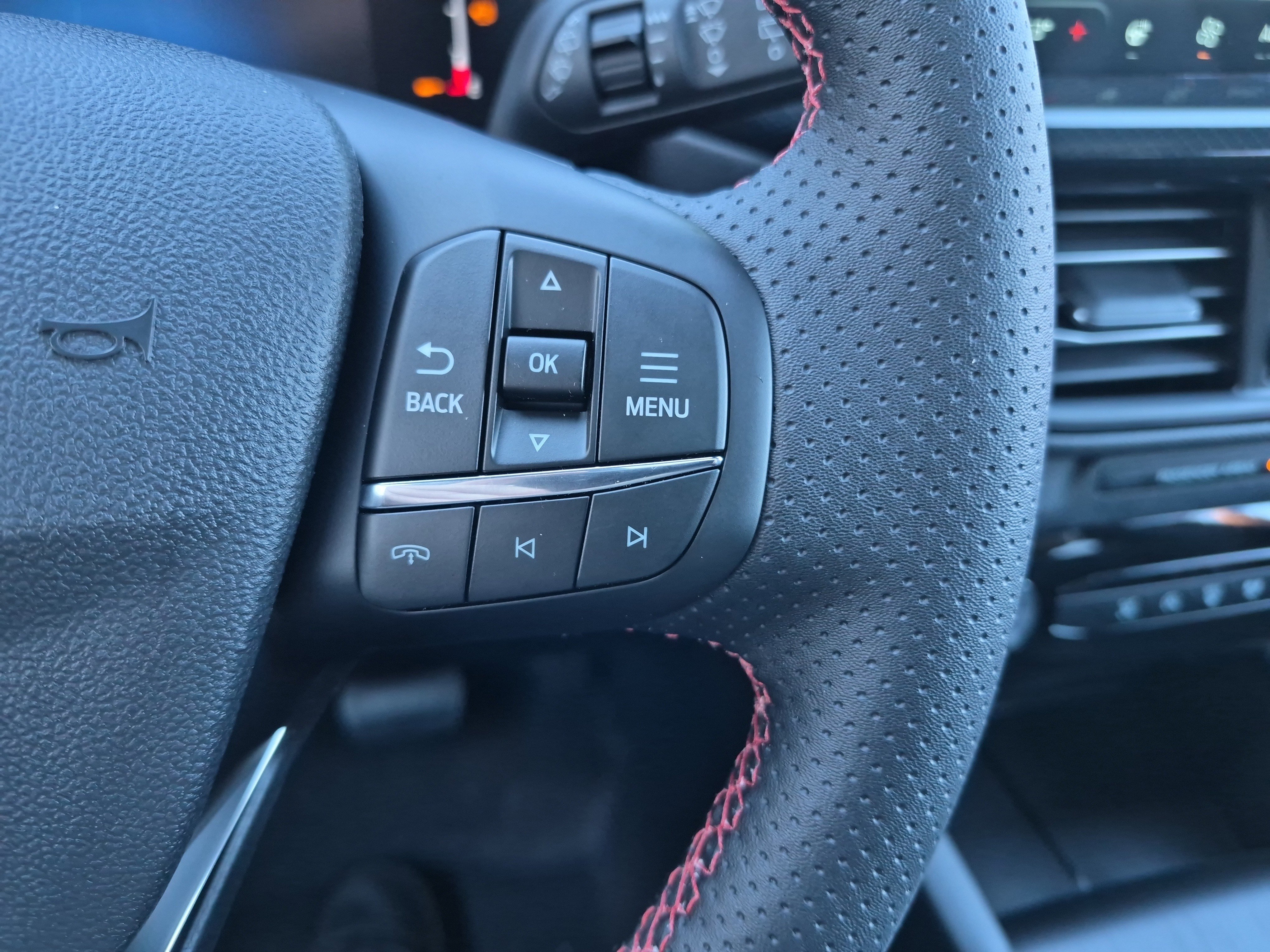 New 2026 Ford Escape ST-Line w/ Tech Pack #1 image 27