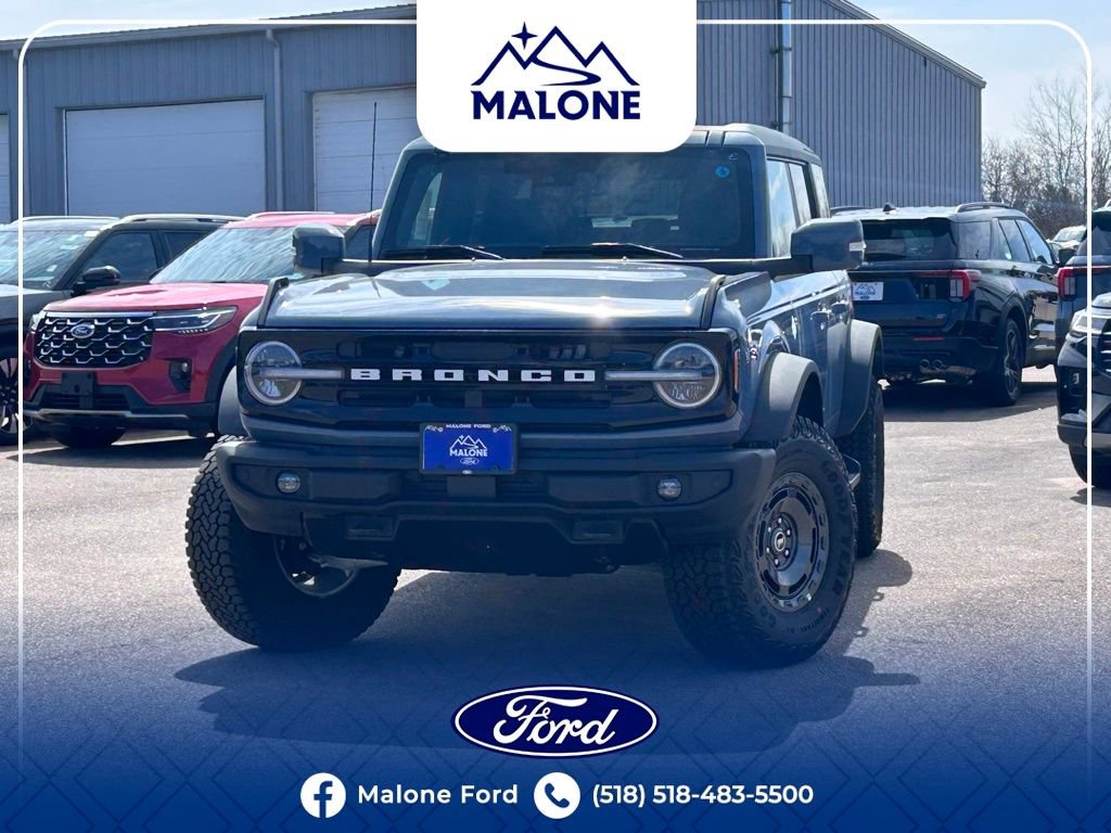 New 2025 Ford Bronco Outer Banks w/ Sasquatch Package AWD/4WD image 1