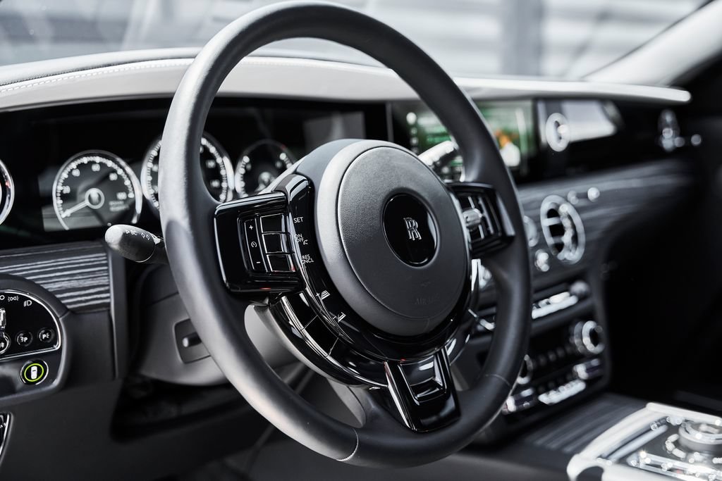 Used 2023 Rolls-Royce Ghost AWD/4WD image 33