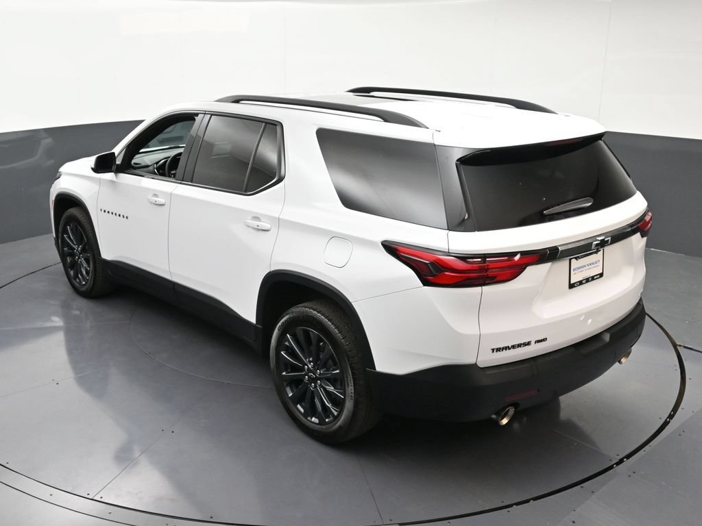 Certified 2023 Chevrolet Traverse RS w/ LPO, Floor Liner Package AWD/4WD image 18