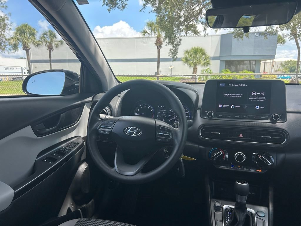Used 2023 Hyundai Kona SE w/ Cargo Package FWD image 9