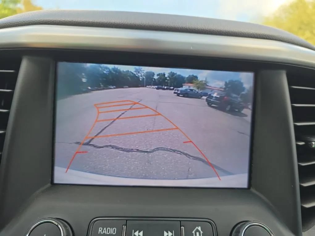 Used 2017 GMC Acadia SLT w/ LPO, Floor Liner Package FWD image 31