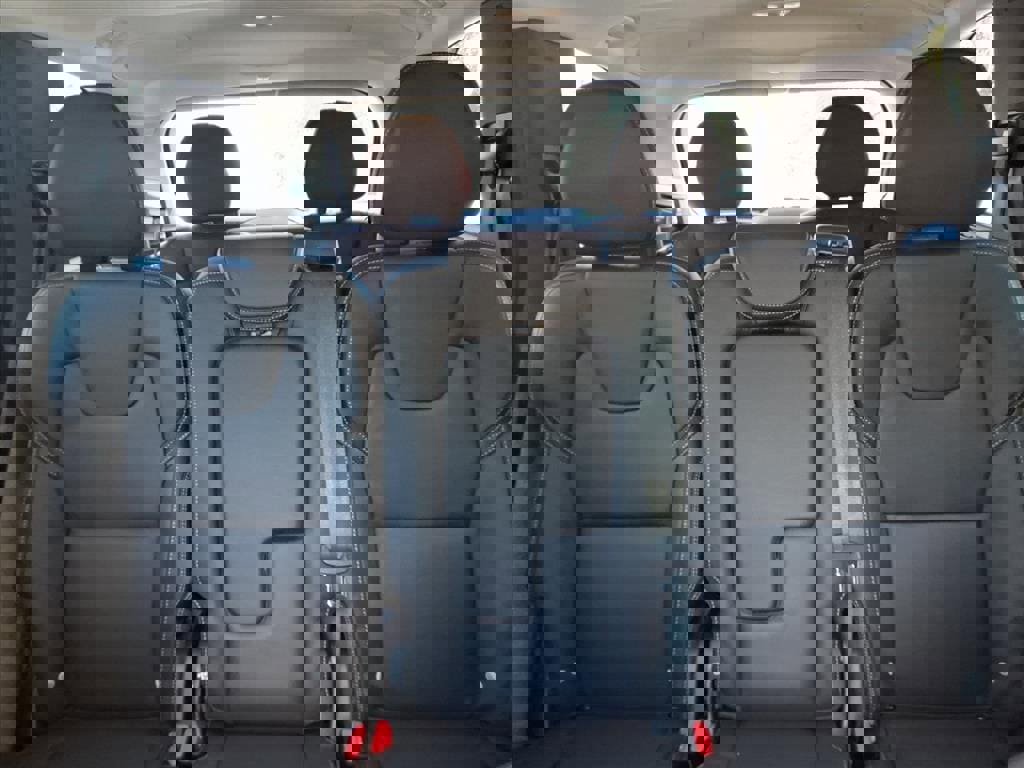 New 2026 Volvo XC90 T8 Ultra w/ Protection Package Premier image 16