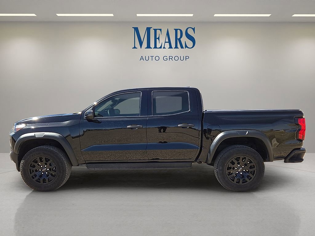 Used 2024 Chevrolet Colorado Trail Boss w/ Advanced Trailering Package image 2