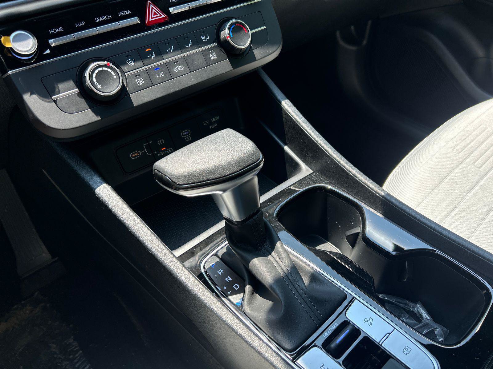 New 2026 Hyundai Santa Cruz SE AWD/4WD image 14