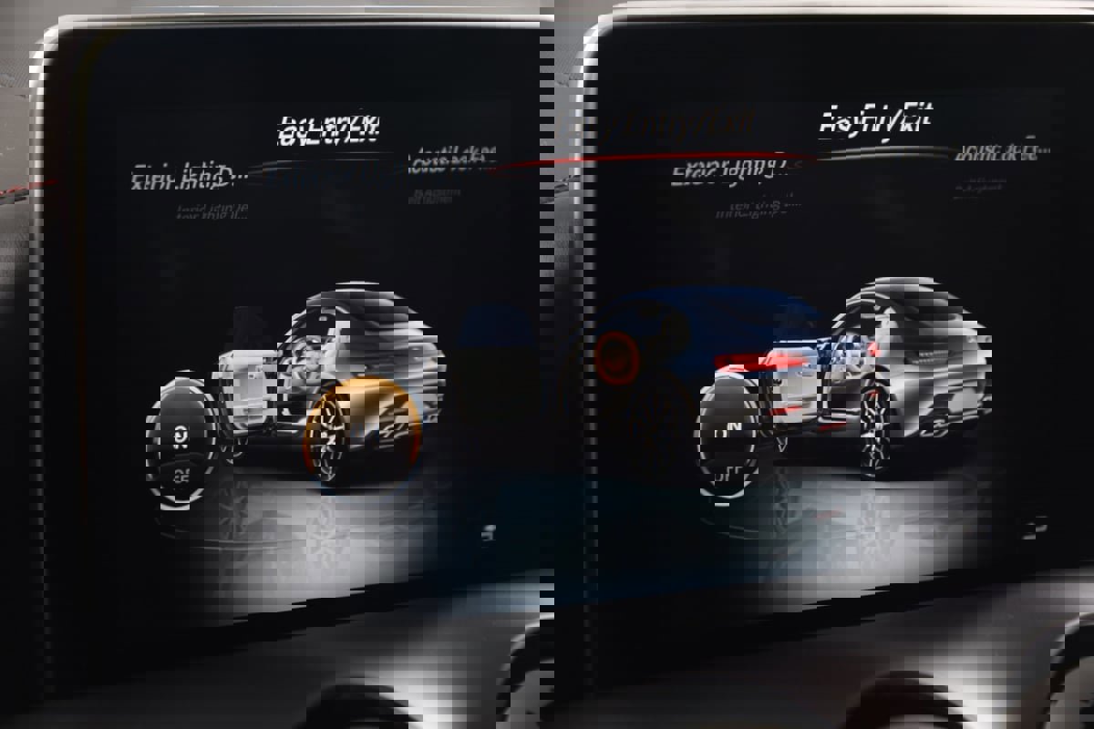 Used 2017 Mercedes-Benz AMG GT Coupe w/ Exclusive Interior Package image 69