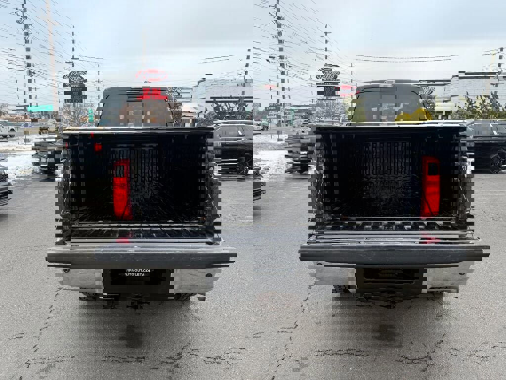 Used 2016 Ford F350 Lariat w/ Chrome Package image 29