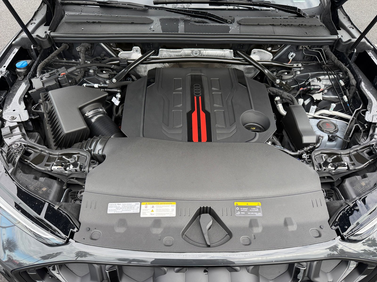 New 2025 Audi SQ5 Prestige image 20