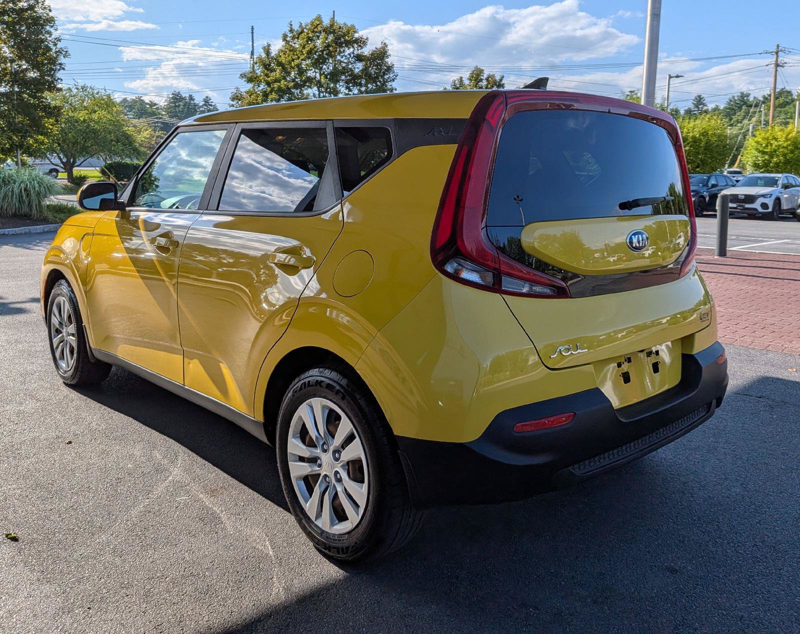 Used 2020 Kia Soul LX FWD image 7
